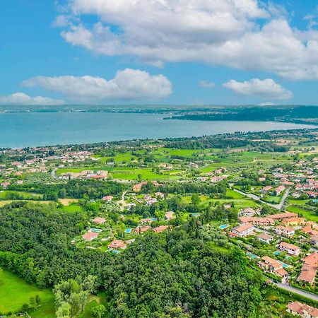 Vila Piscina Panoramica - La Casa Volante Soiano Del Lago Exteriér fotografie
