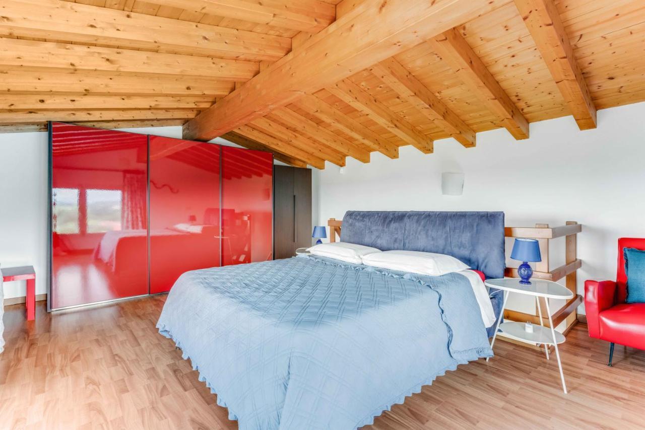 Vila Piscina Panoramica - La Casa Volante Soiano Del Lago Exteriér fotografie
