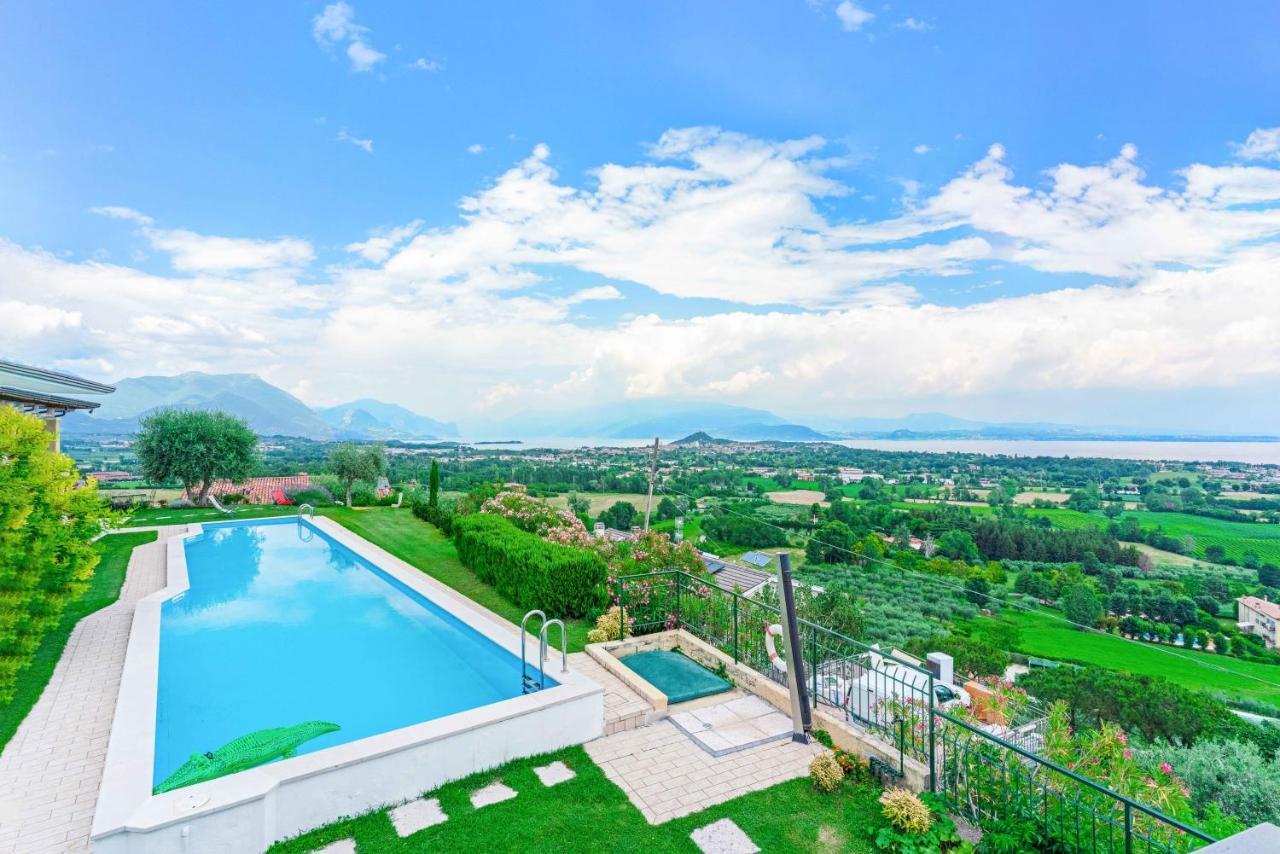 Vila Piscina Panoramica - La Casa Volante Soiano Del Lago Exteriér fotografie