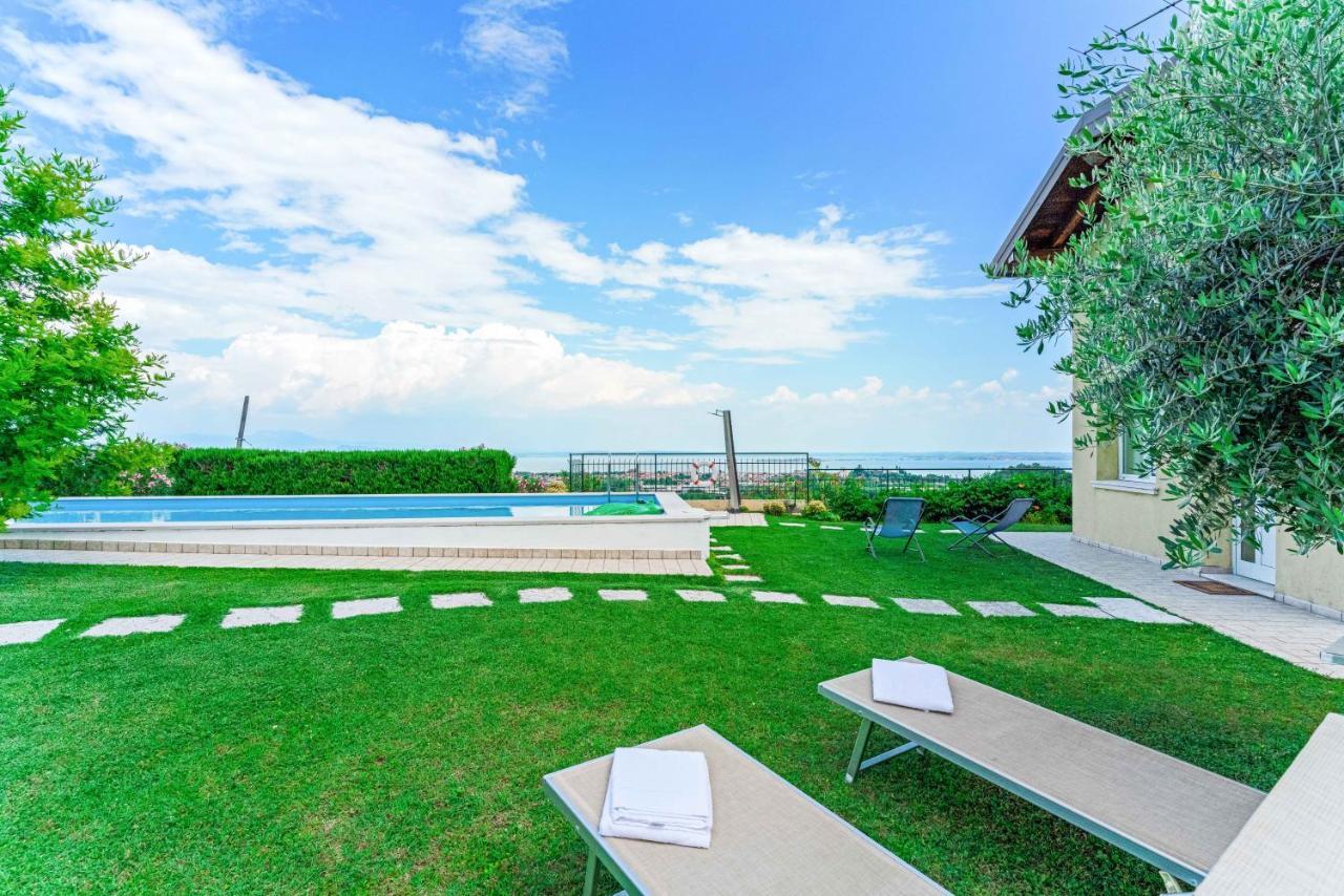 Vila Piscina Panoramica - La Casa Volante Soiano Del Lago Exteriér fotografie