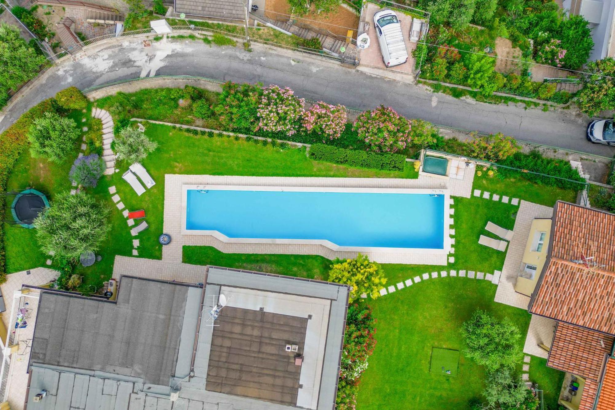 Vila Piscina Panoramica - La Casa Volante Soiano Del Lago Exteriér fotografie